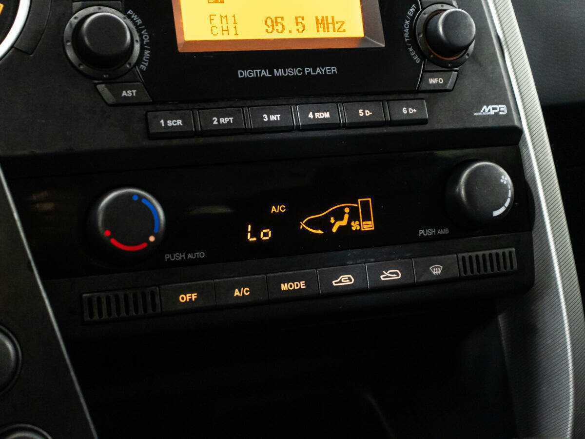 Сан-Ён Кирон б/у, 2014, Автоматическая. Фото: #14