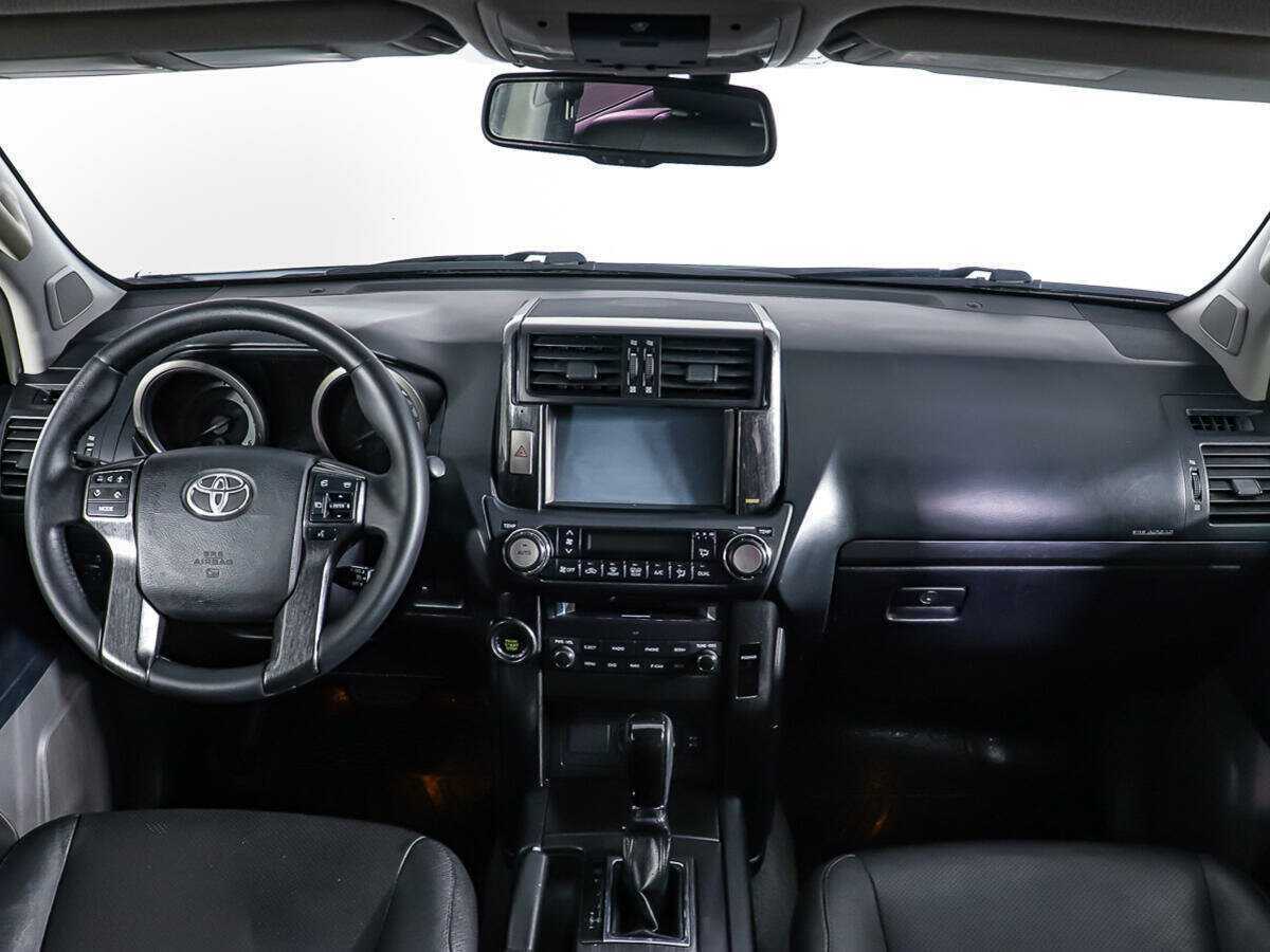 Toyota Land Cruiser Prado б/у, 2012, Автоматическая. Фото: #10