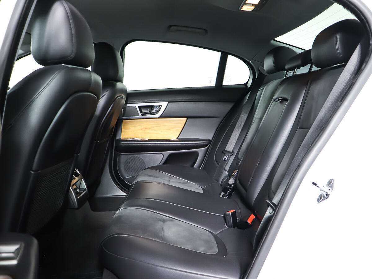 Jaguar XF б/у, 2014, Автоматическая. Фото: #9