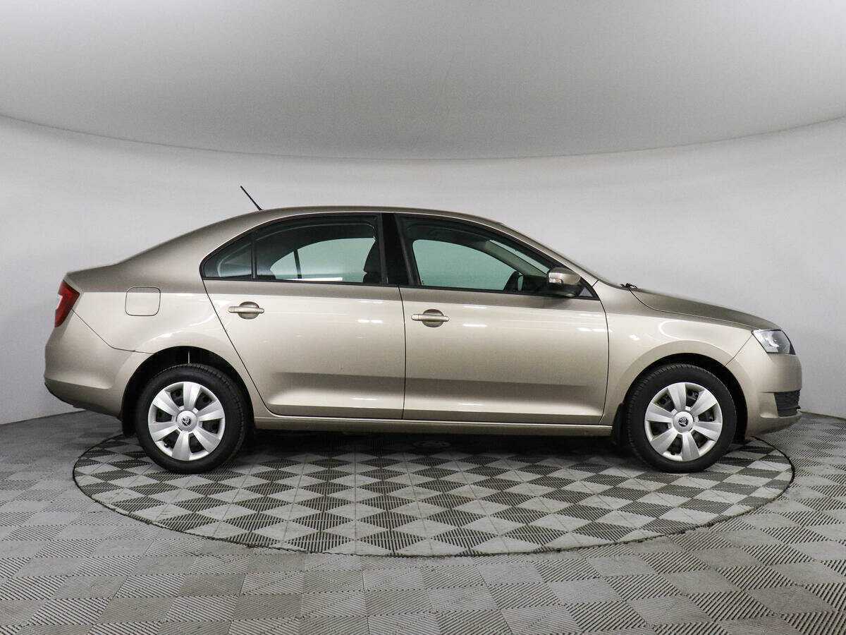 Skoda Rapid б/у, 2018, Автоматическая. Фото: #3