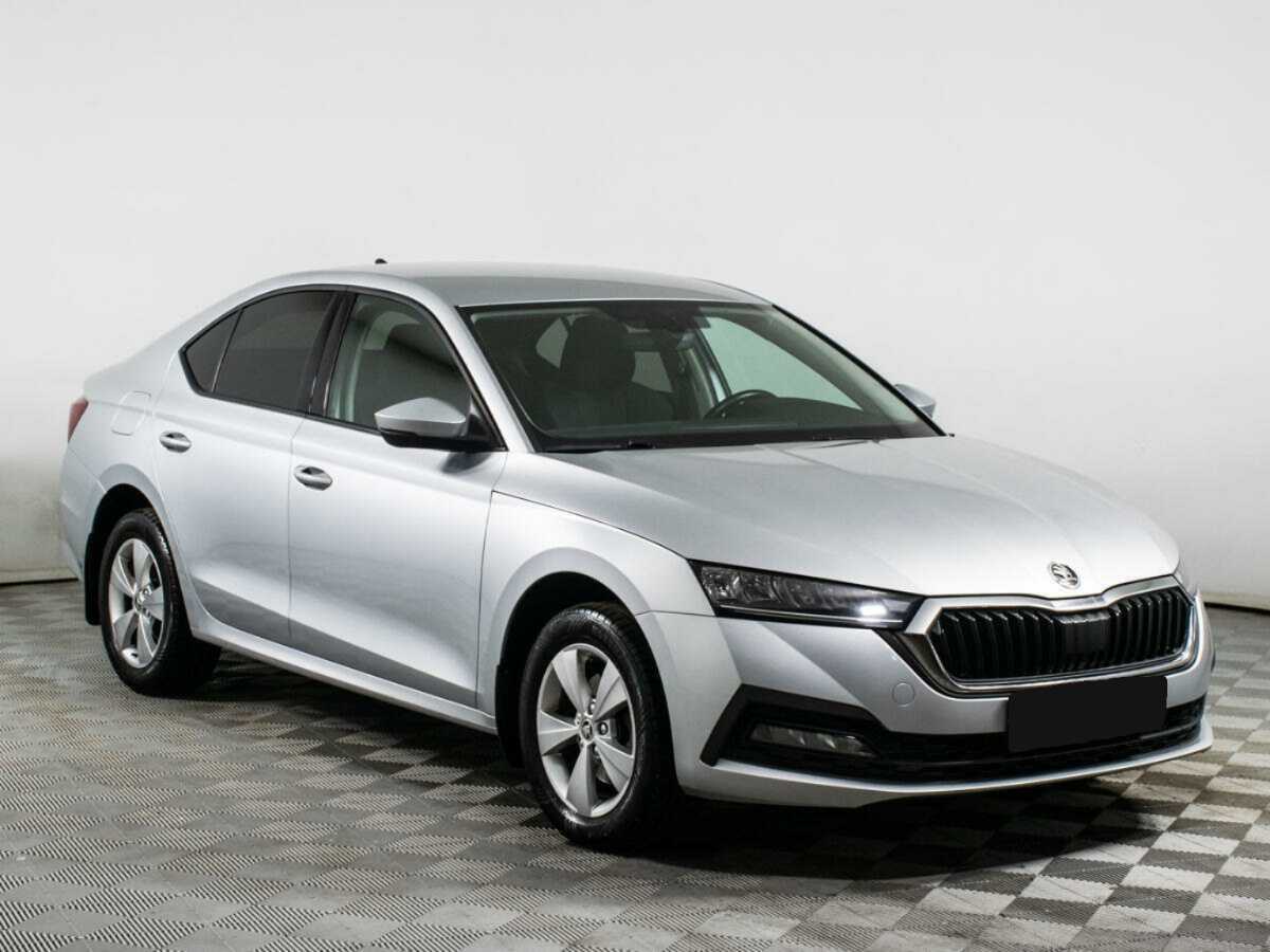 Skoda Octavia б/у, 2021, Автоматическая. Фото: #2