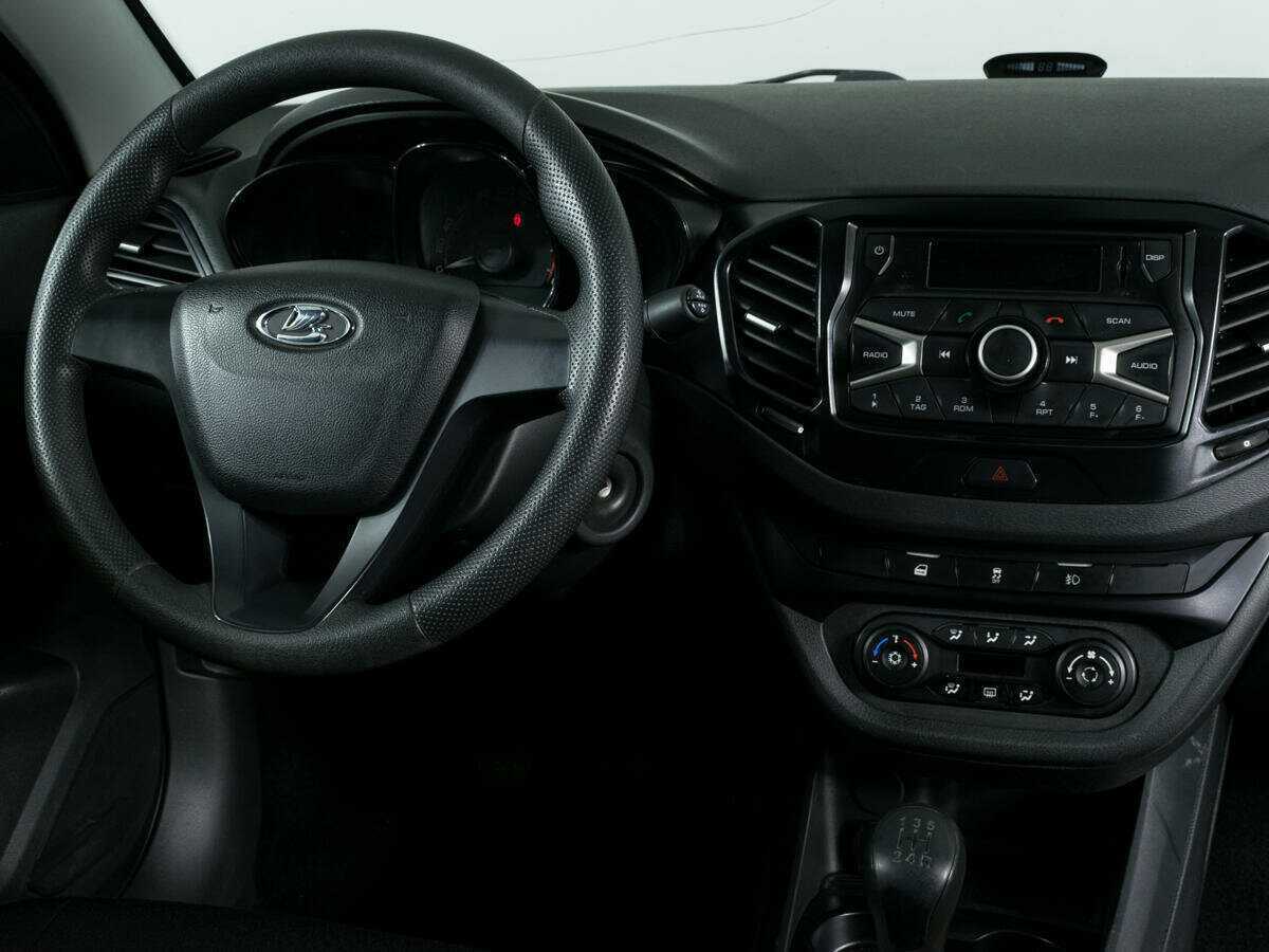 Лада (ВАЗ) Веста б/у, 2019, Механическая. Фото: #10