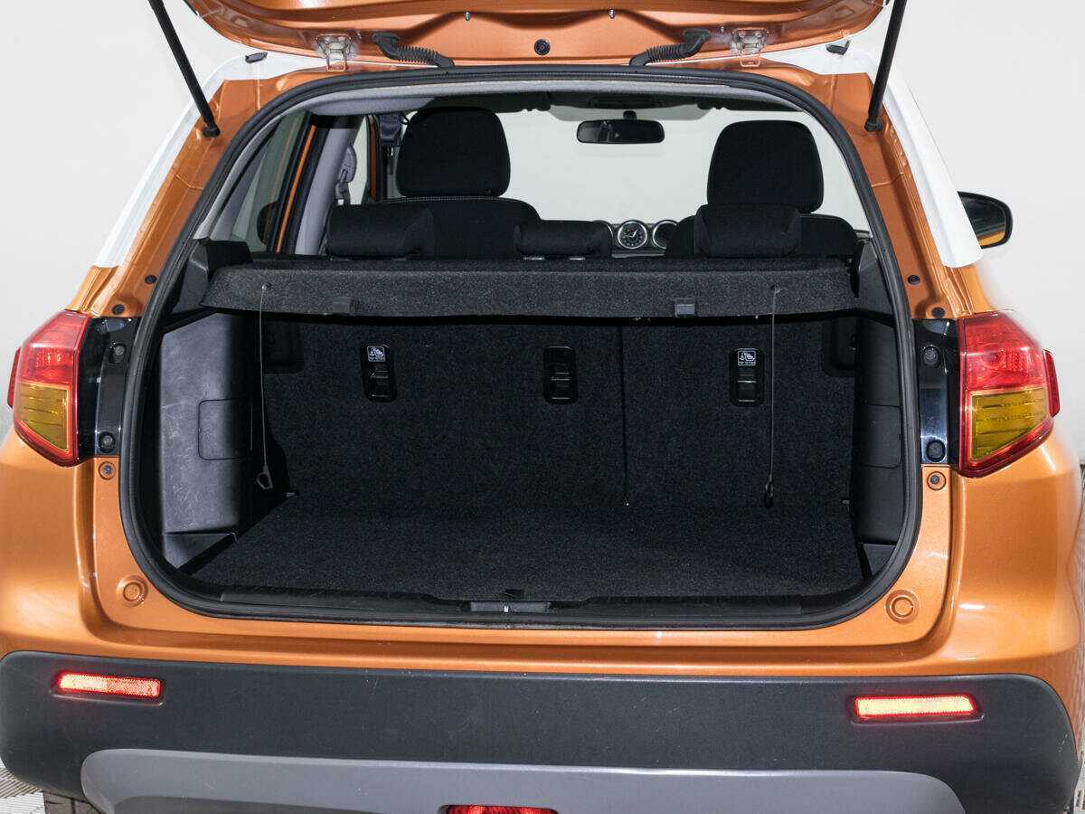 Suzuki Vitara б/у, 2015, Автоматическая. Фото: #6