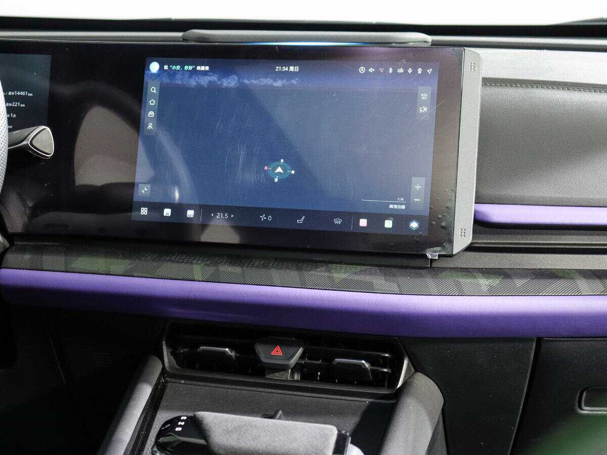 Changan UNI-T б/у, 2023, Роботизированная. Фото: #9