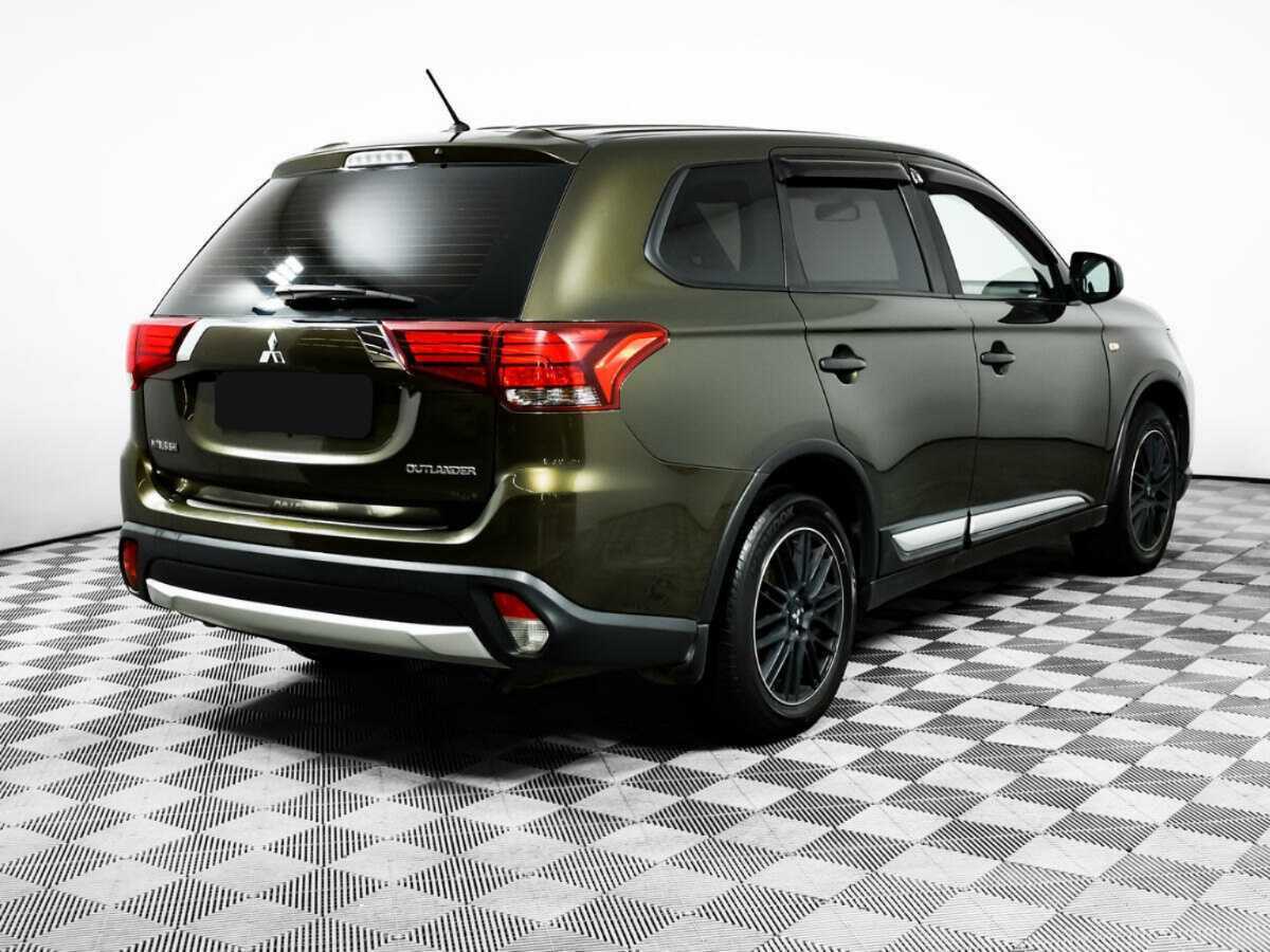 Mitsubishi Outlander б/у, 2016, Вариатор. Фото: #3