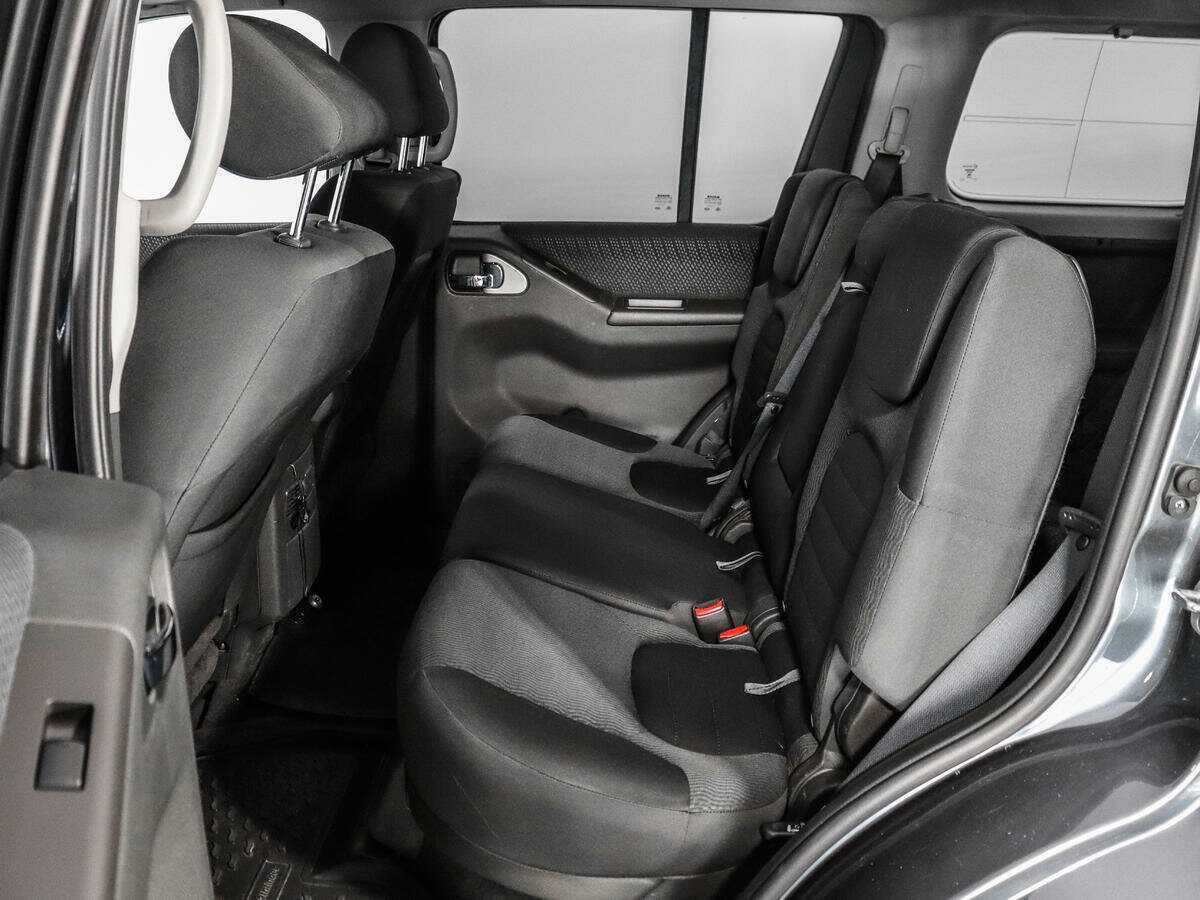 Nissan Pathfinder б/у, 2013, Механическая. Фото: #9