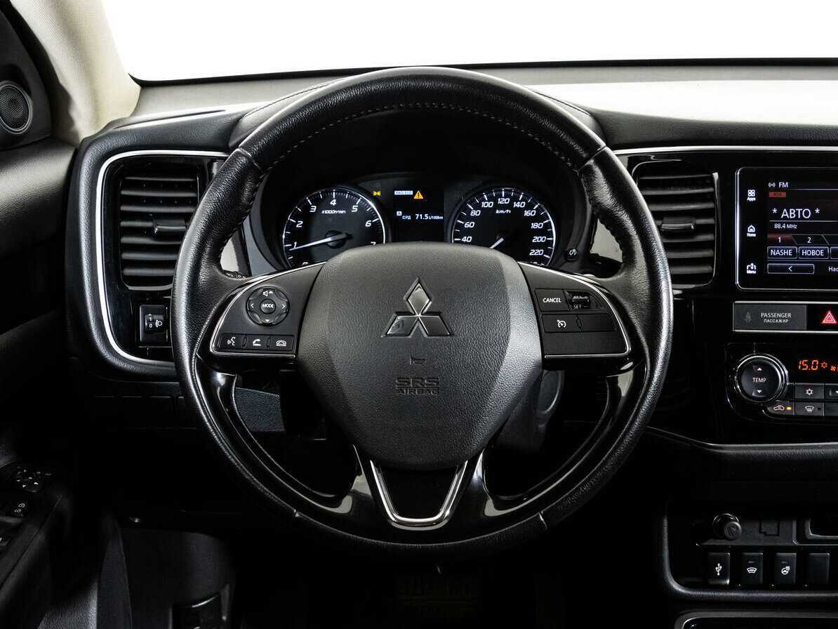 Mitsubishi Outlander б/у, 2019, Вариатор. Фото: #9