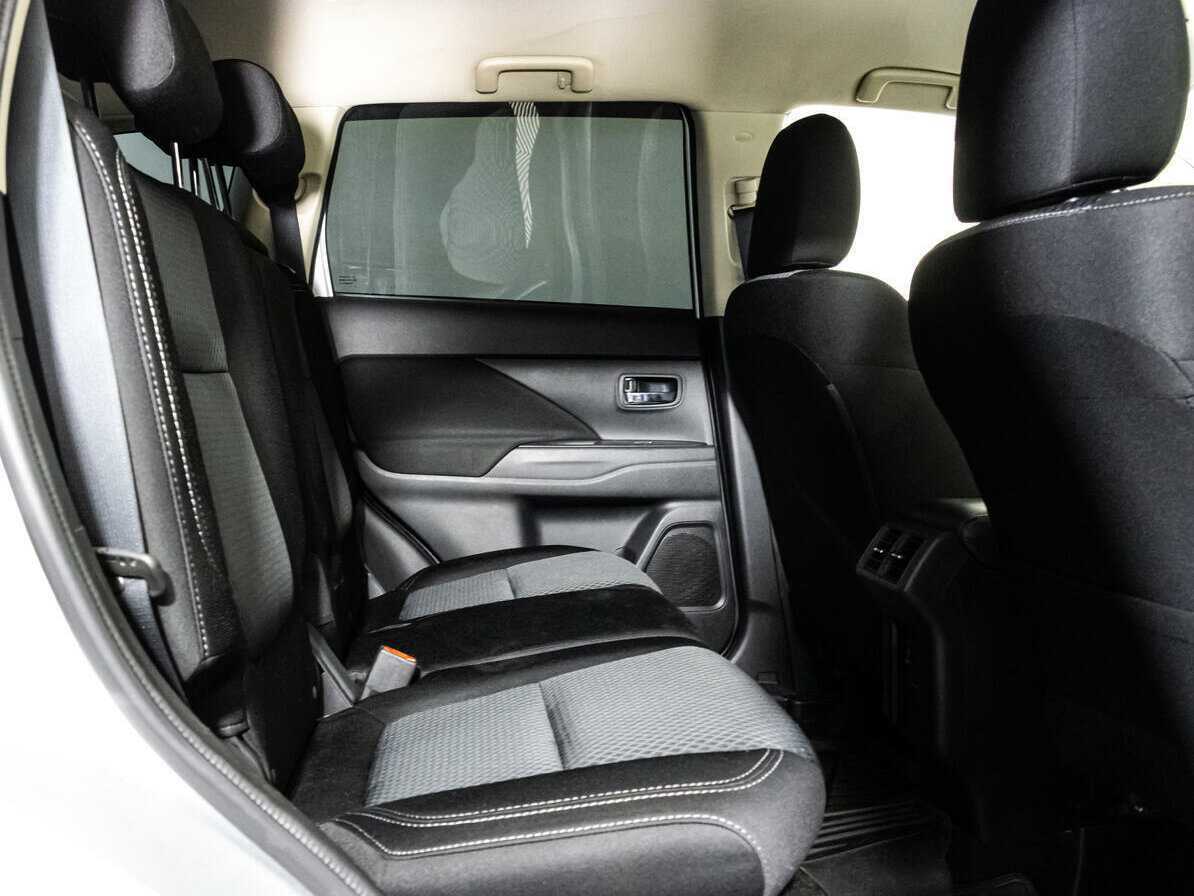 Mitsubishi Outlander б/у, 2019, Вариатор. Фото: #15