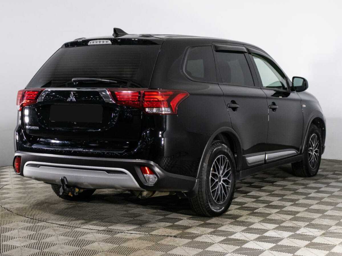 Mitsubishi Outlander б/у, 2021, Вариатор. Фото: #4