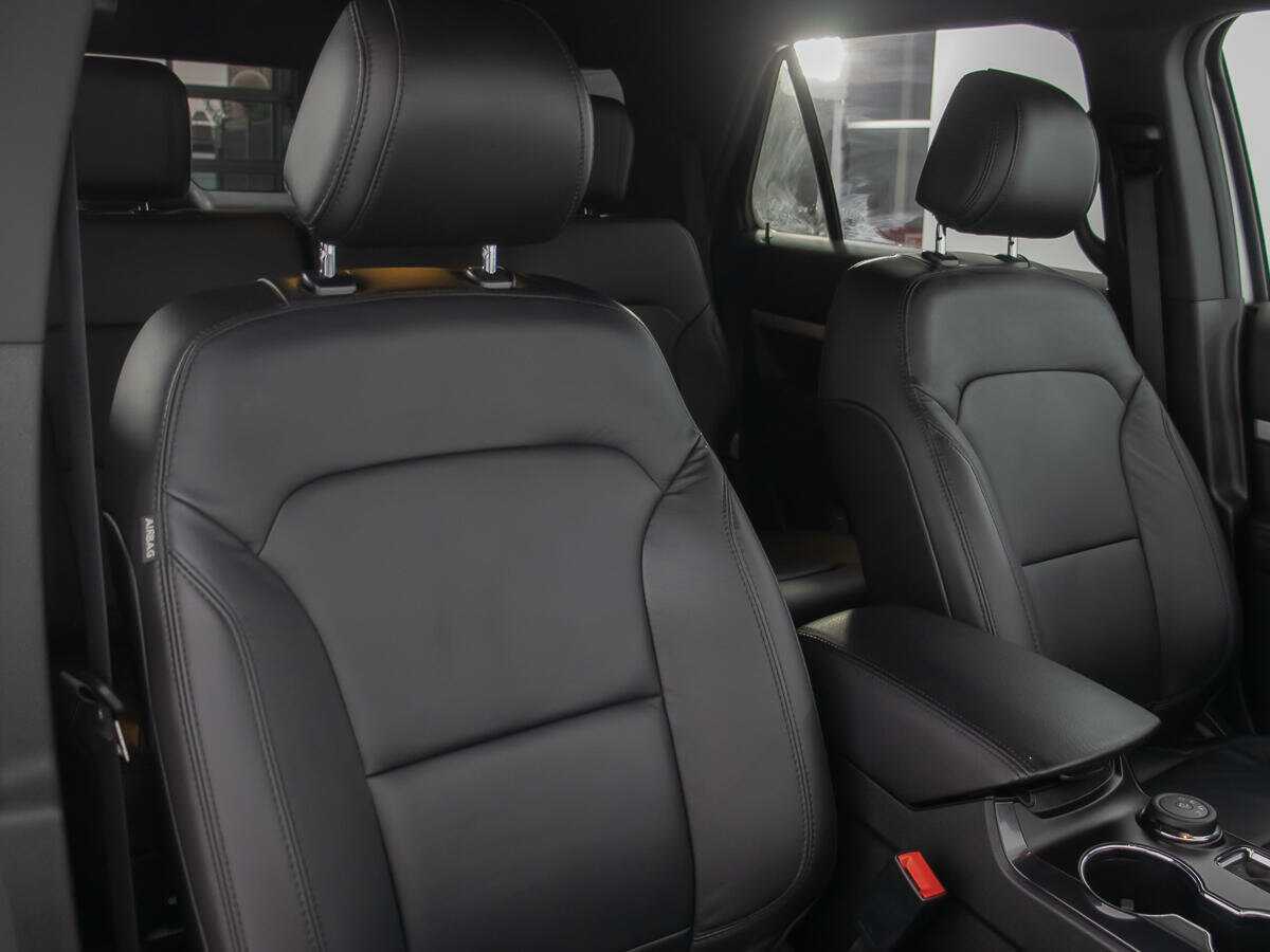 Ford Explorer б/у, 2017, Автоматическая. Фото: #10