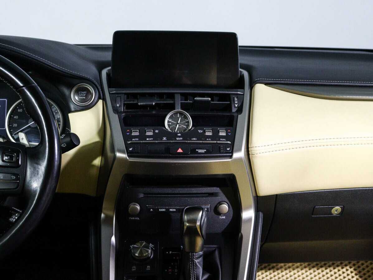 Lexus NX б/у, 2017, Вариатор. Фото: #10