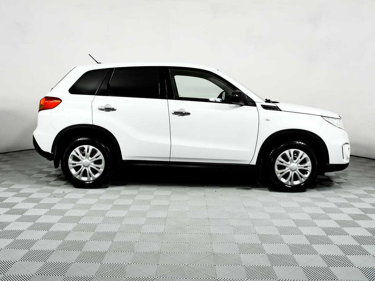 Suzuki Vitara б/у, 2018, Механическая. Фото: #3