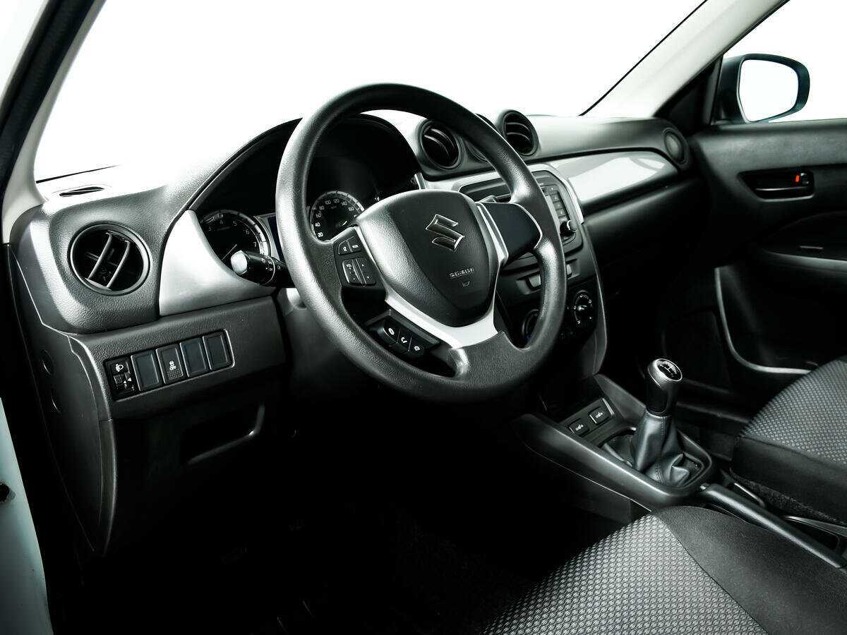 Suzuki Vitara б/у, 2018, Механическая. Фото: #12