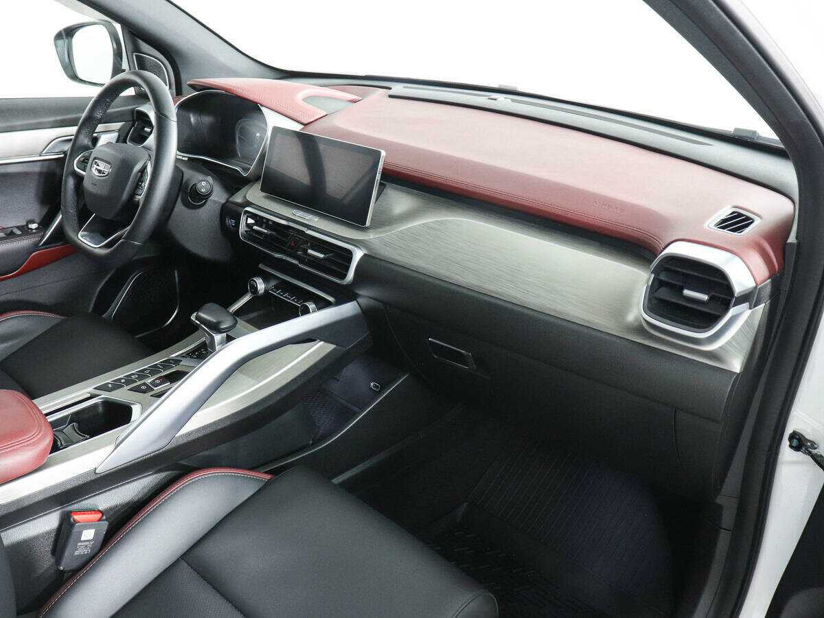 Geely Coolray б/у, 2022, Роботизированная. Фото: #9