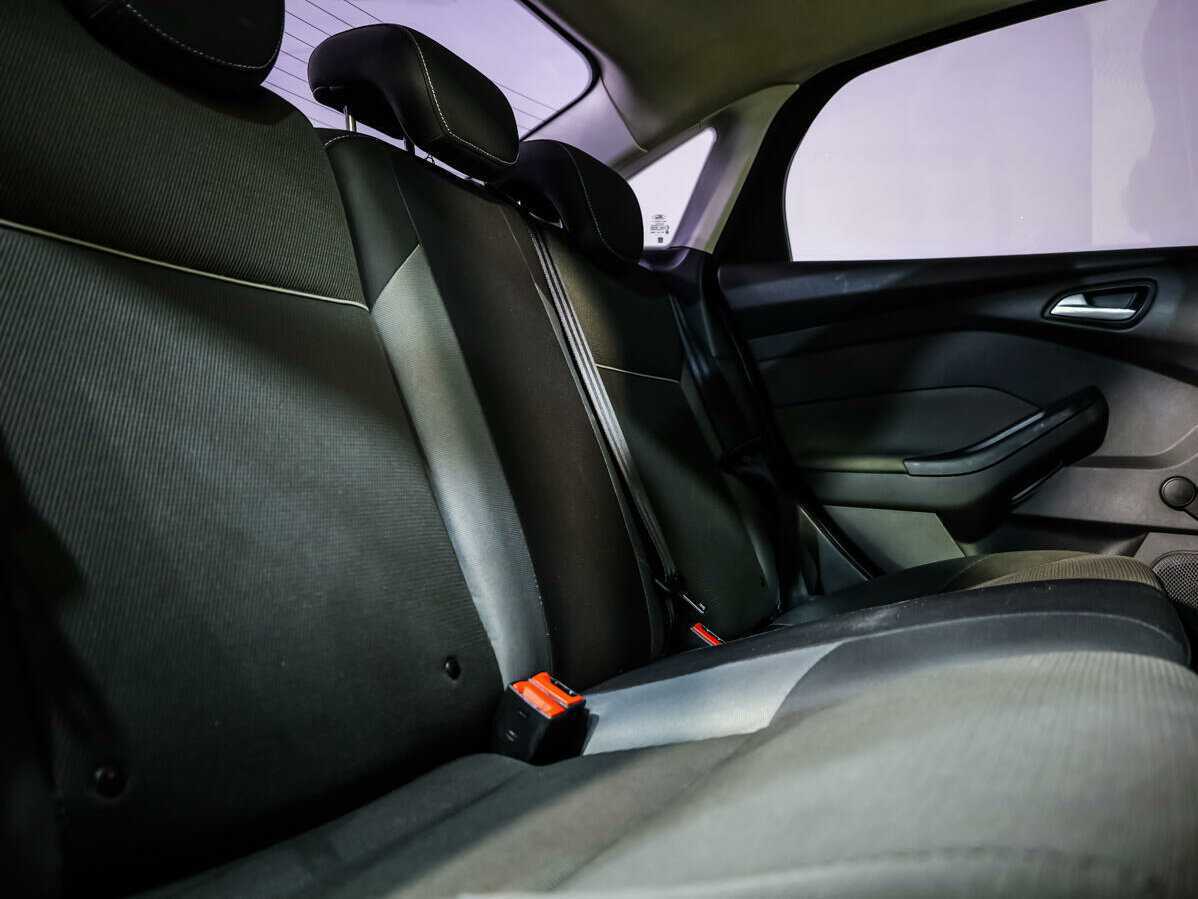Ford Focus б/у, 2013, Механическая. Фото: #11