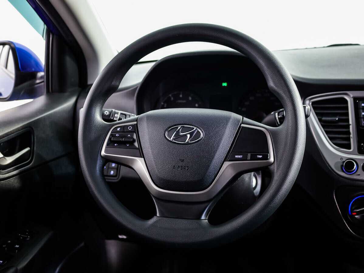 Hyundai Solaris б/у, 2019, Механическая. Фото: #9