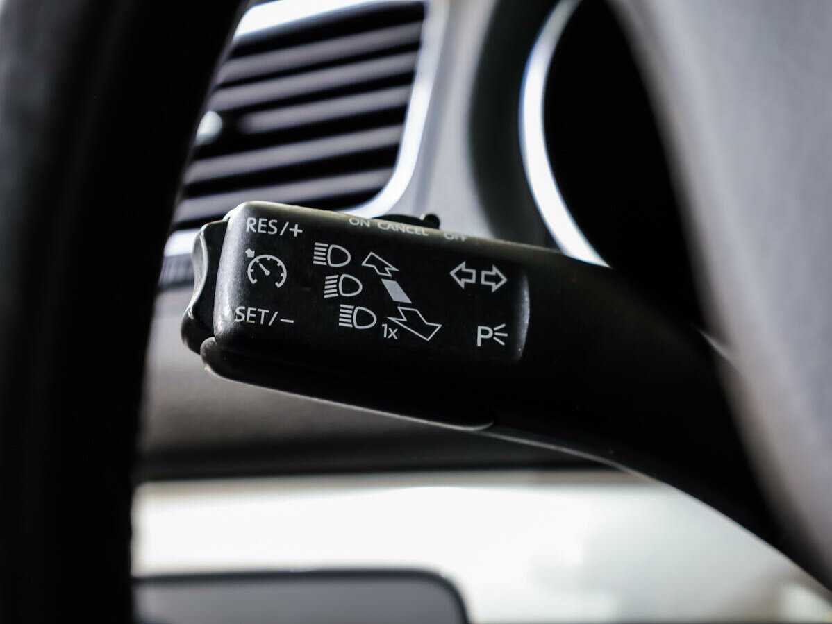 Volkswagen Golf б/у, 2012, Роботизированная. Фото: #15