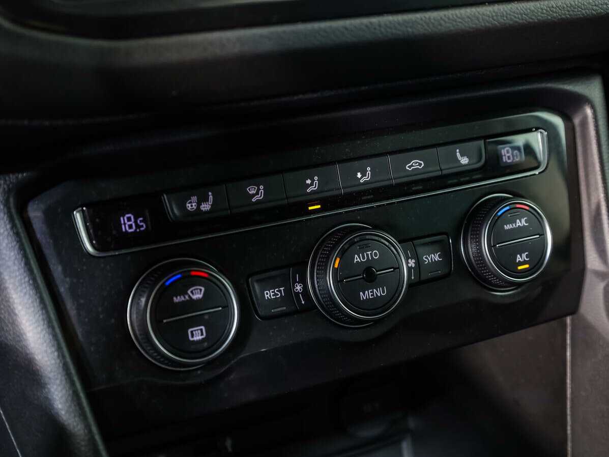 Volkswagen Tiguan б/у, 2017, Роботизированная. Фото: #14