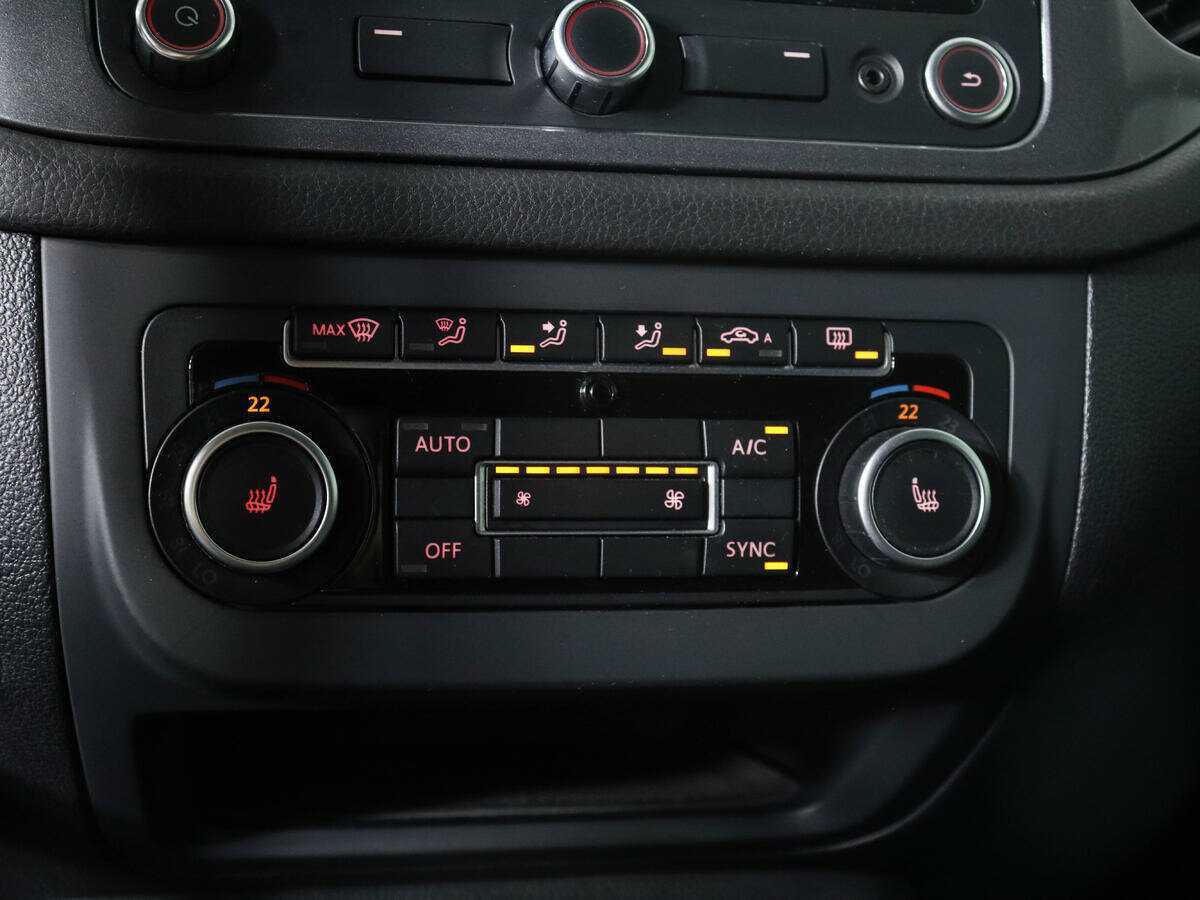 Фольксваген Тигуан б/у, 2012, Автоматическая. Фото: #13