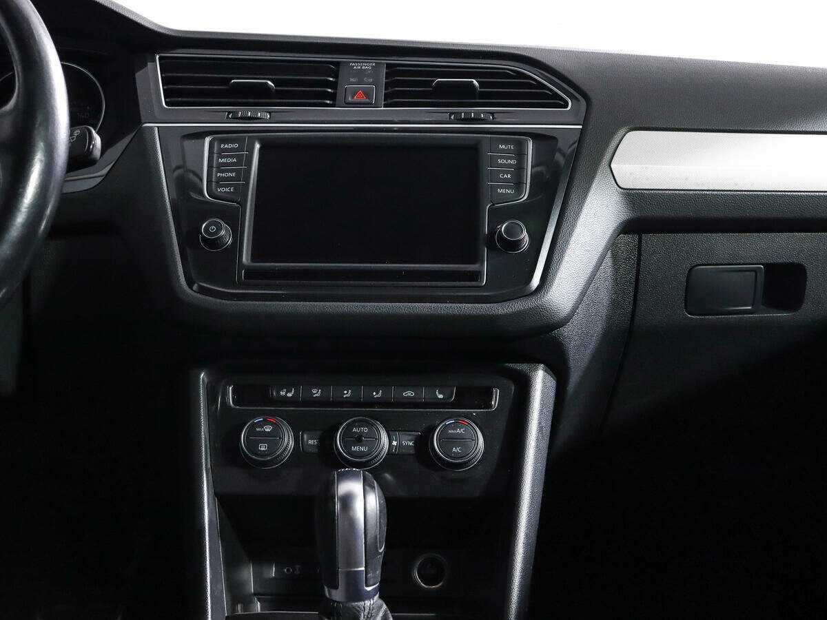 Фольксваген Тигуан б/у, 2017, Роботизированная. Фото: #12