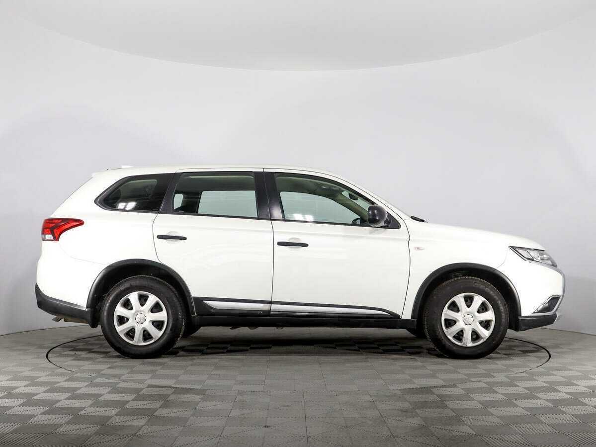 Mitsubishi Outlander б/у, 2018, Вариатор. Фото: #3