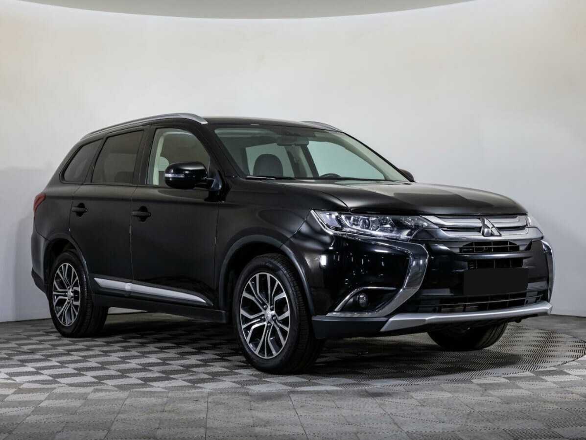 Mitsubishi Outlander б/у, 2017, Вариатор. Фото: #2