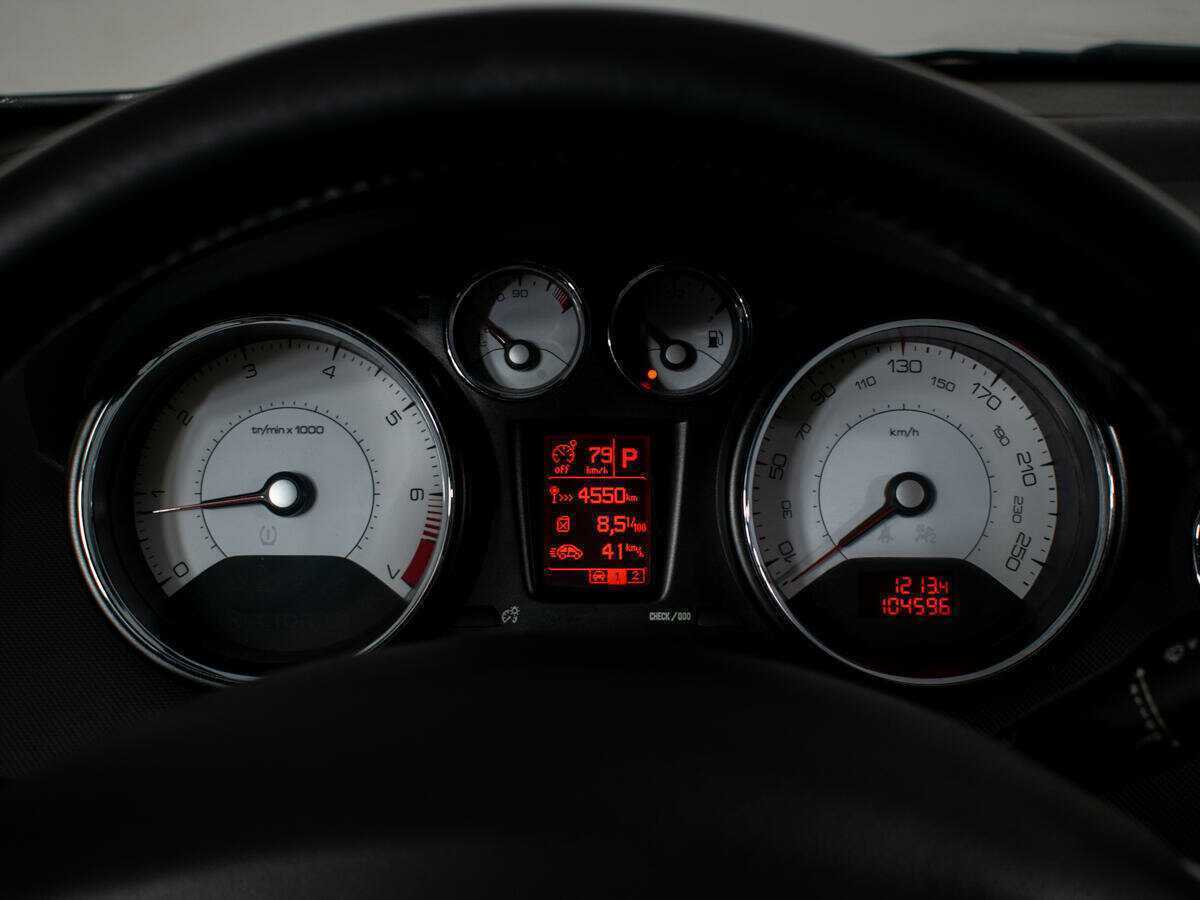 Пежо 408 б/у, 2018, Автоматическая. Фото: #9