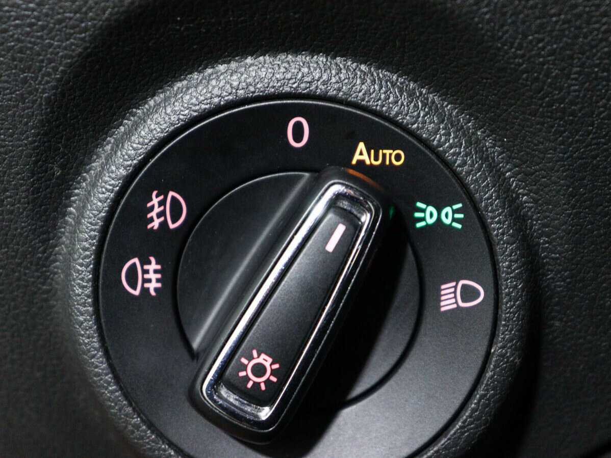 Сеат Леон б/у, 2013, Роботизированная. Фото: #12