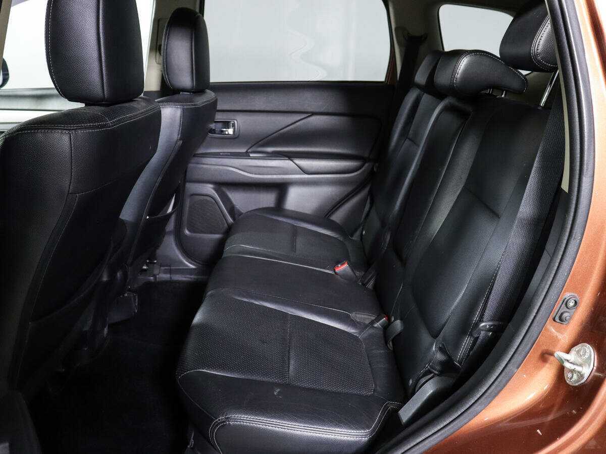 Mitsubishi Outlander б/у, 2012, Вариатор. Фото: #8