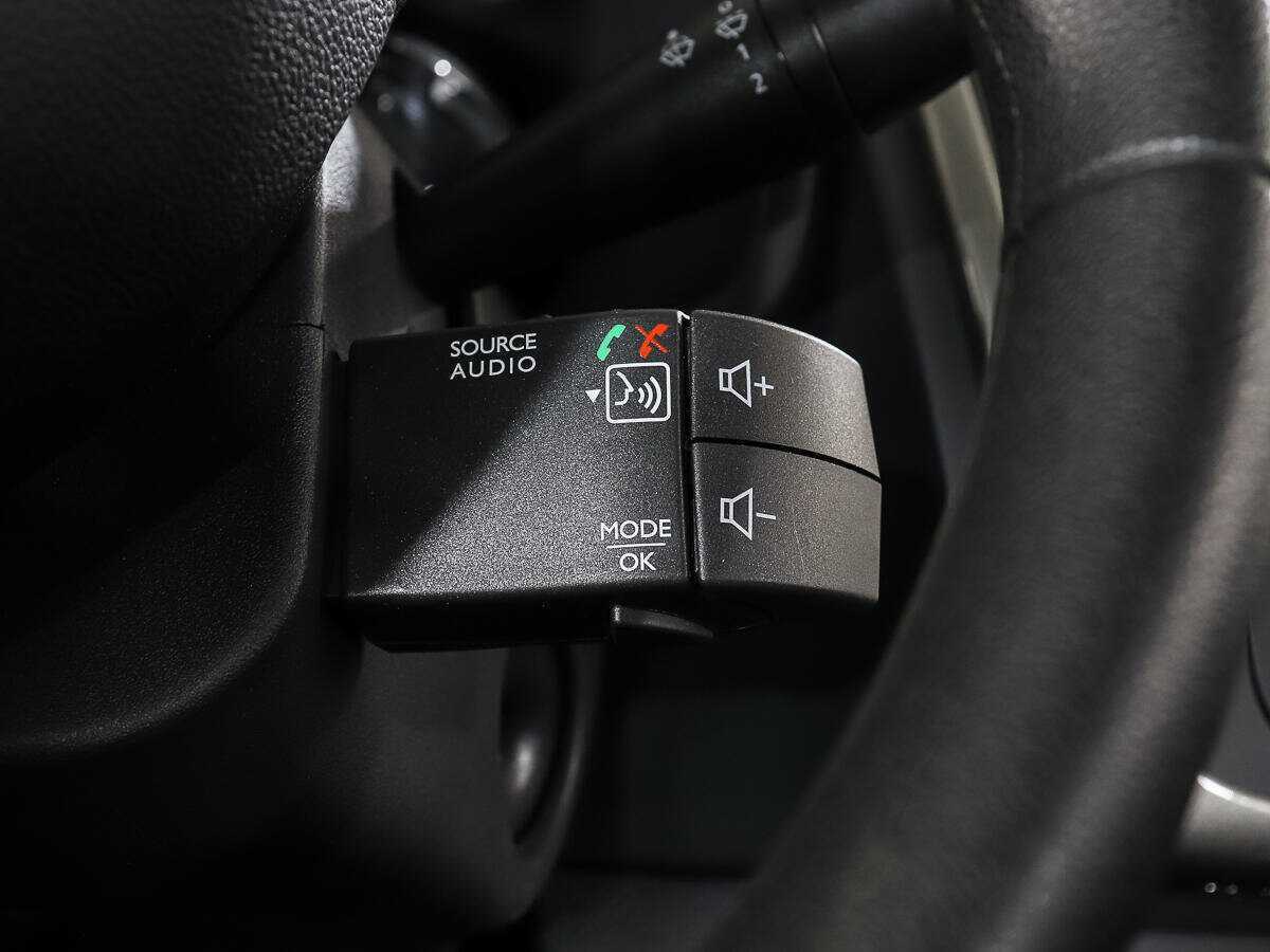 Renault Logan б/у, 2020, Автоматическая. Фото: #15