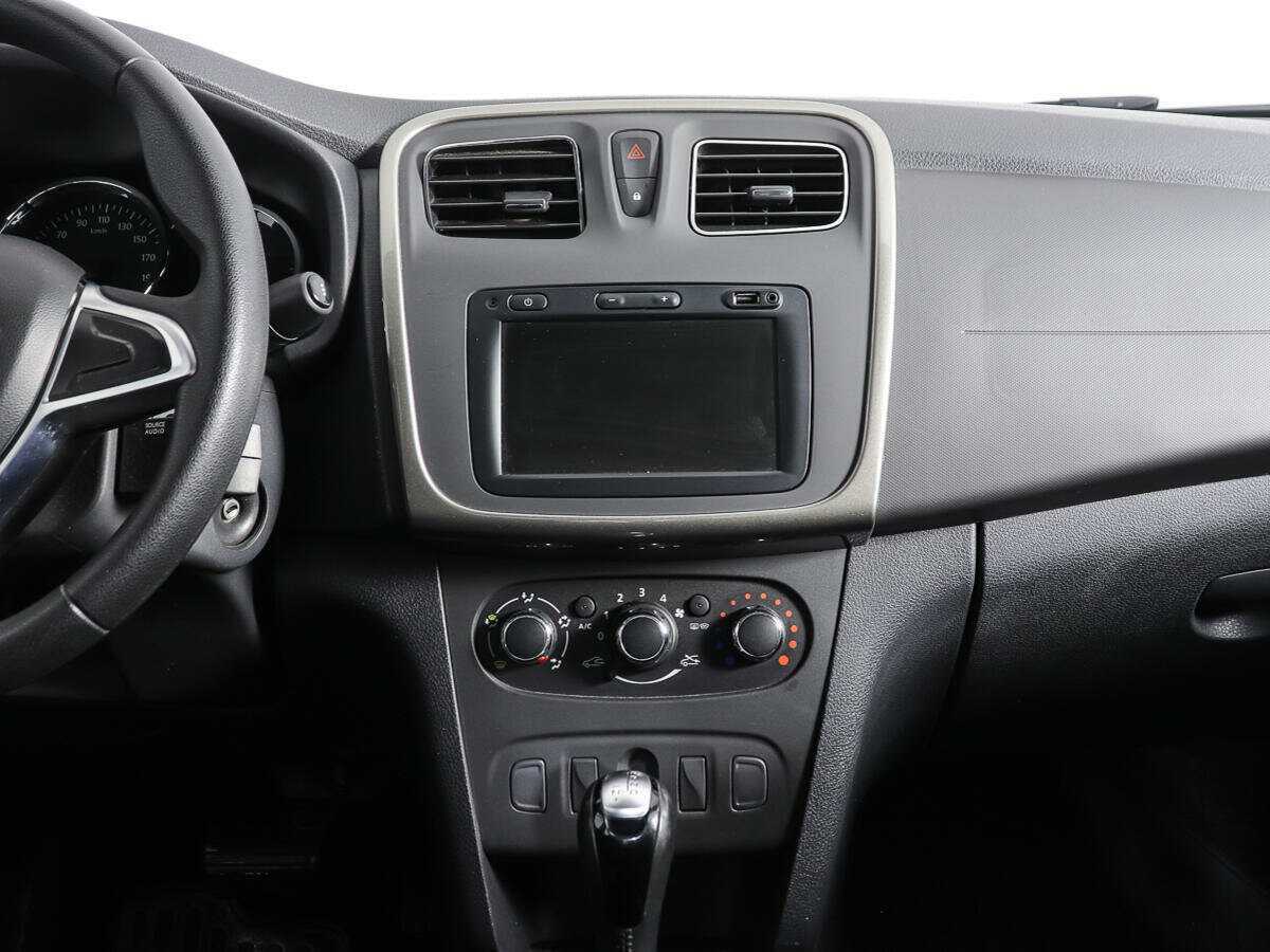 Renault Logan б/у, 2020, Автоматическая. Фото: #11