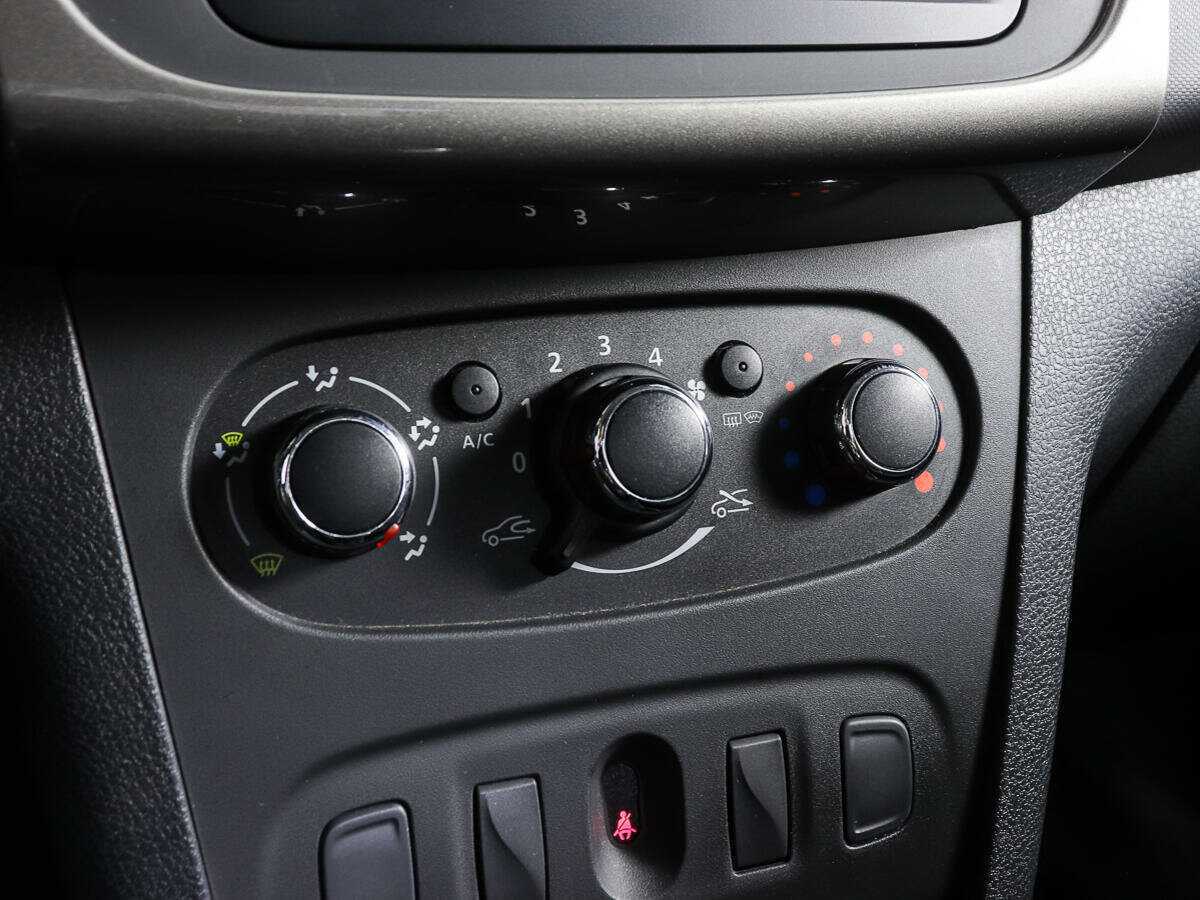 Renault Logan б/у, 2020, Автоматическая. Фото: #15