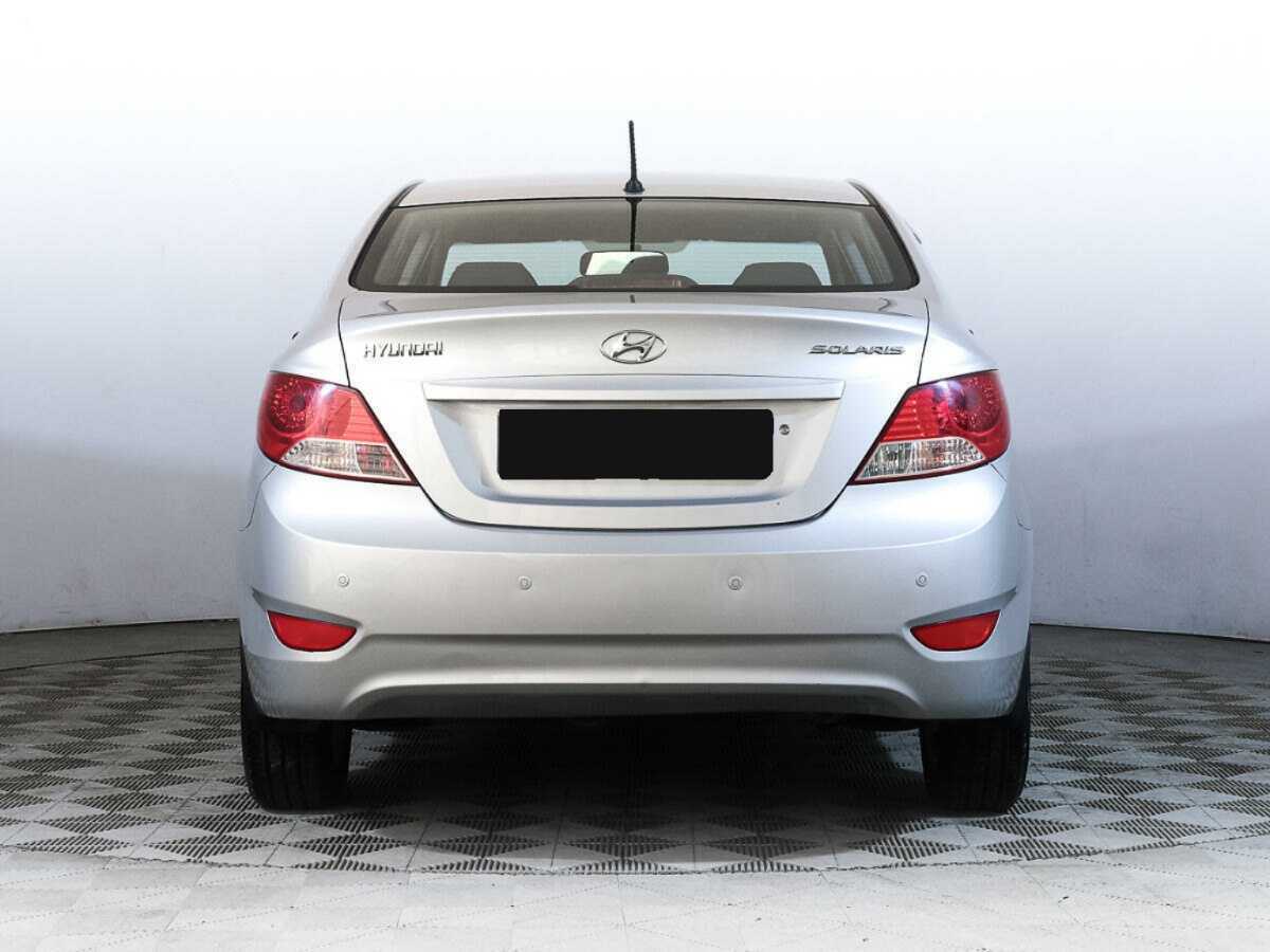 Hyundai Solaris б/у, 2012, Автоматическая. Фото: #4