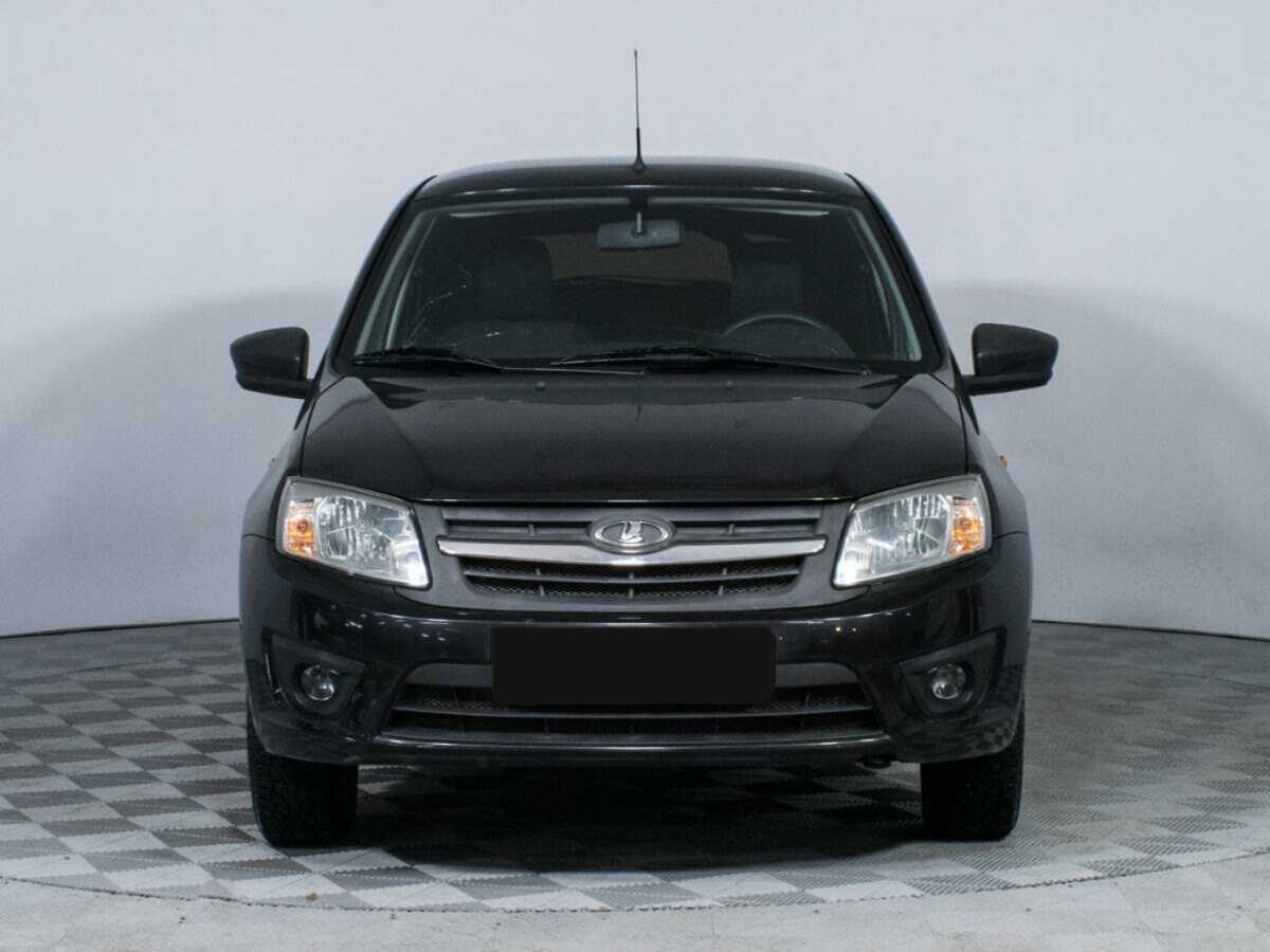 Лада (ВАЗ) Гранта б/у, 2015, Роботизированная. Фото: #1