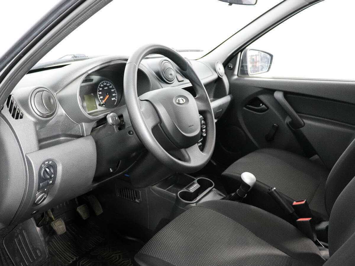 Лада (ВАЗ) Гранта б/у, 2015, Механическая. Фото: #9