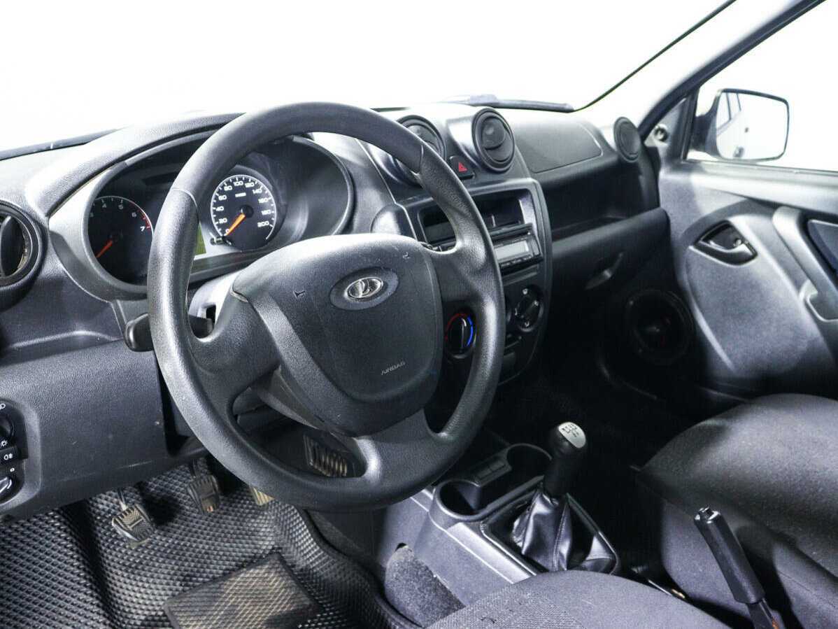 Лада (ВАЗ) Гранта б/у, 2013, Механическая. Фото: #11