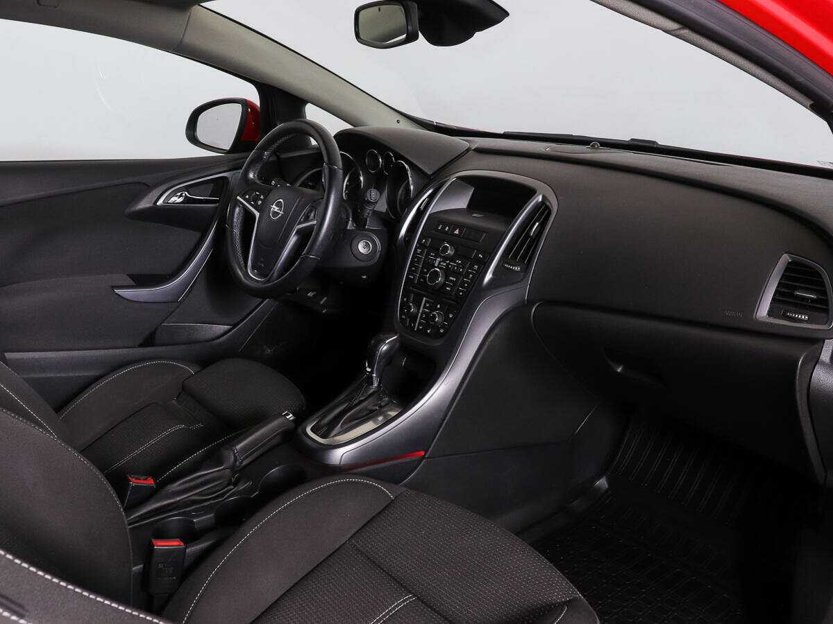 Opel Astra б/у, 2012, Автоматическая. Фото: #7