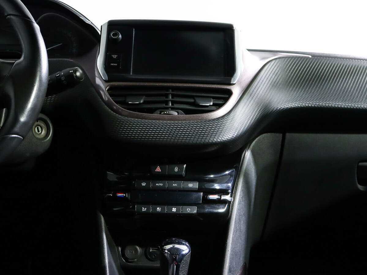 Пежо 2008 б/у, 2014, Автоматическая. Фото: #10