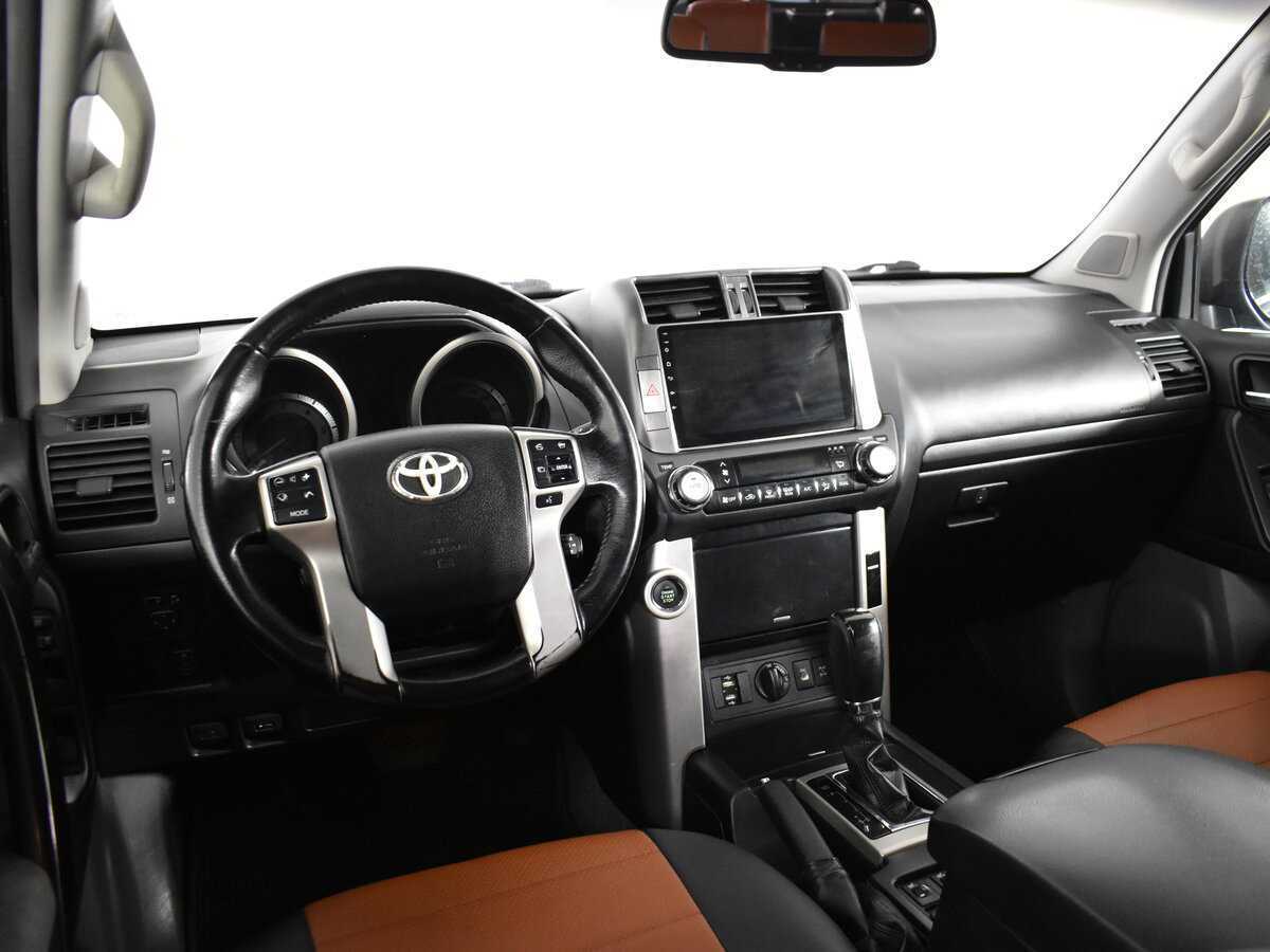 Toyota Land Cruiser Prado б/у, 2012, Автоматическая. Фото: #8