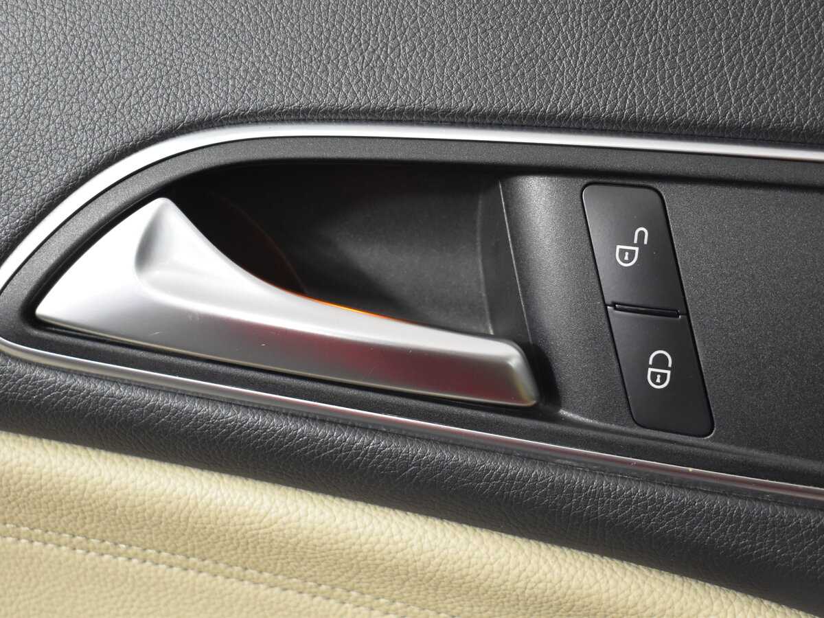 Mercedes-Benz CLA б/у, 2013, Роботизированная. Фото: #20