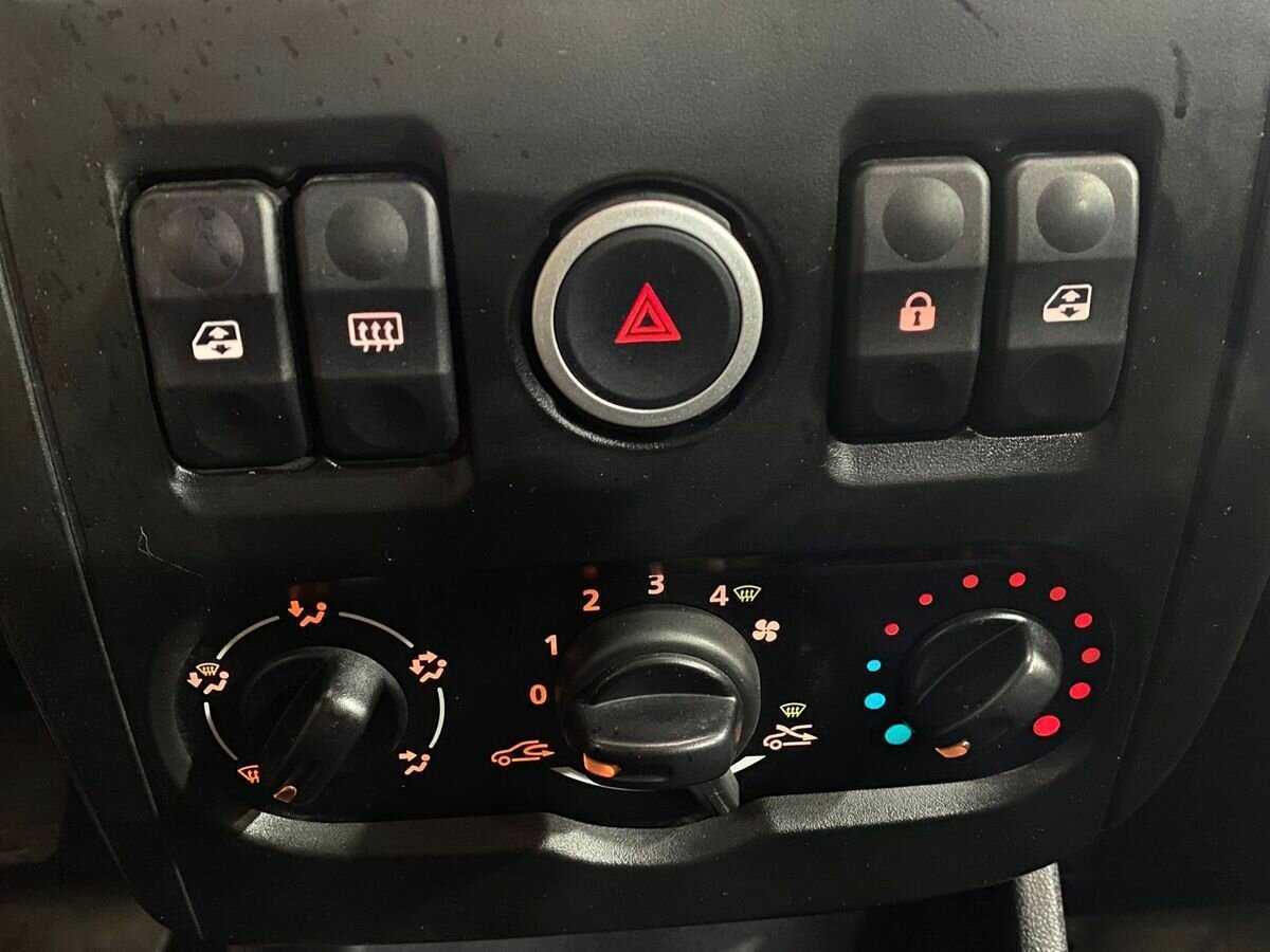 Lada (ВАЗ) Largus б/у, 2019, Механическая. Фото: #12