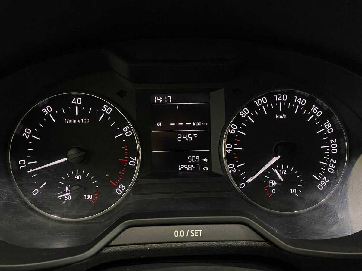 Skoda Octavia б/у, 2014, Механическая. Фото: #11