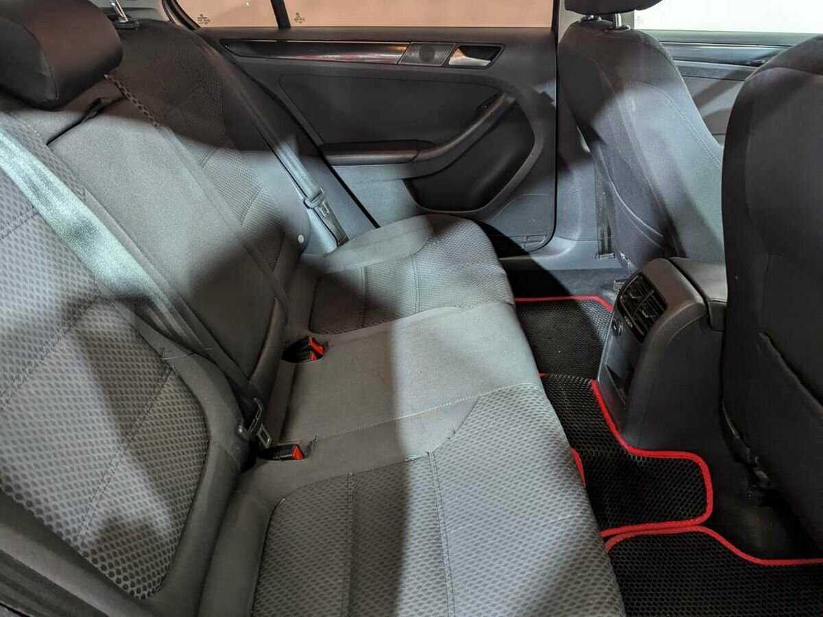 Фольксваген Джетта б/у, 2012, Механическая. Фото: #8