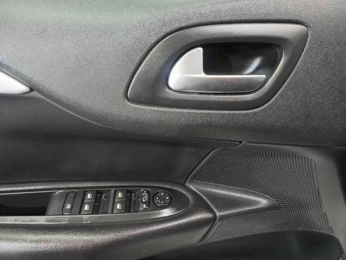 Ситроен Ц4 б/у, 2015, Автоматическая. Фото: #15