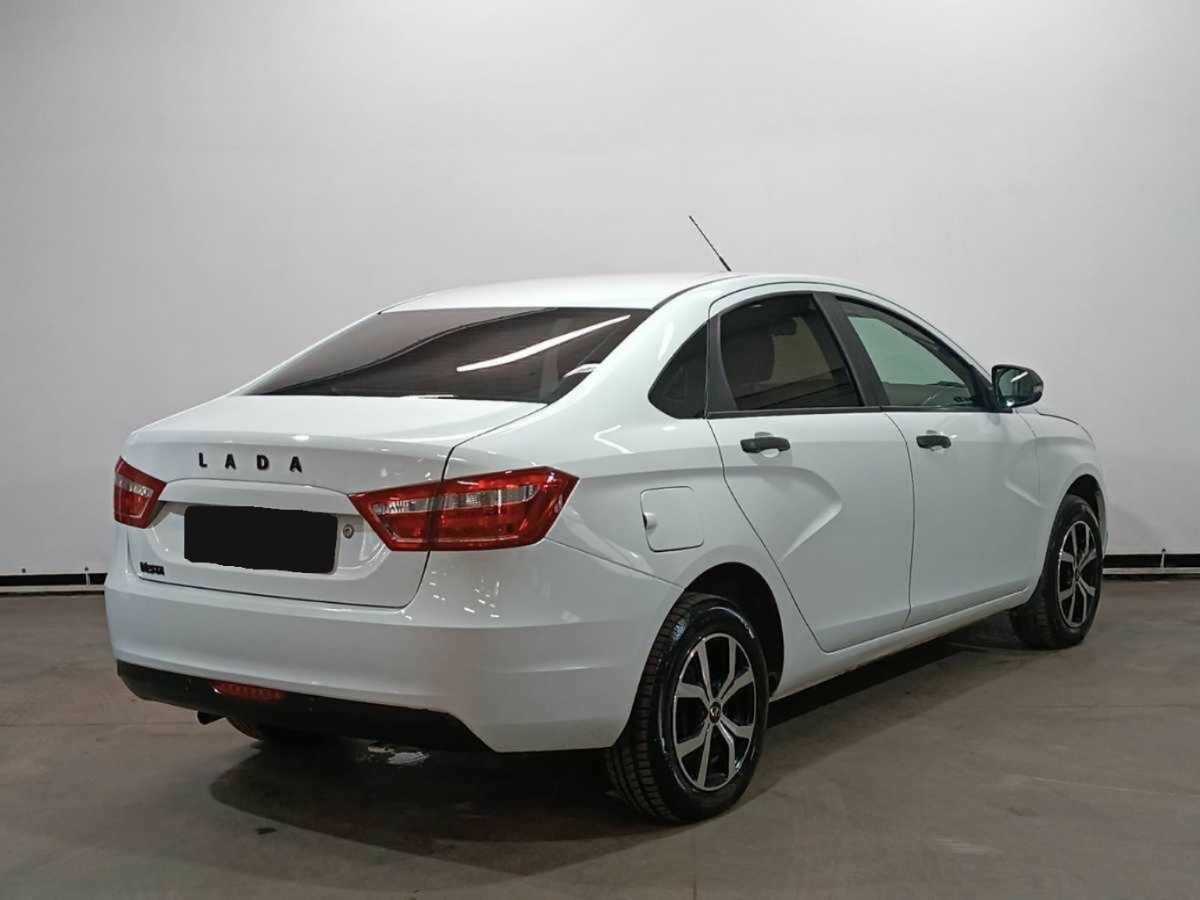 Лада (ВАЗ) Веста б/у, 2016, Механическая. Фото: #4