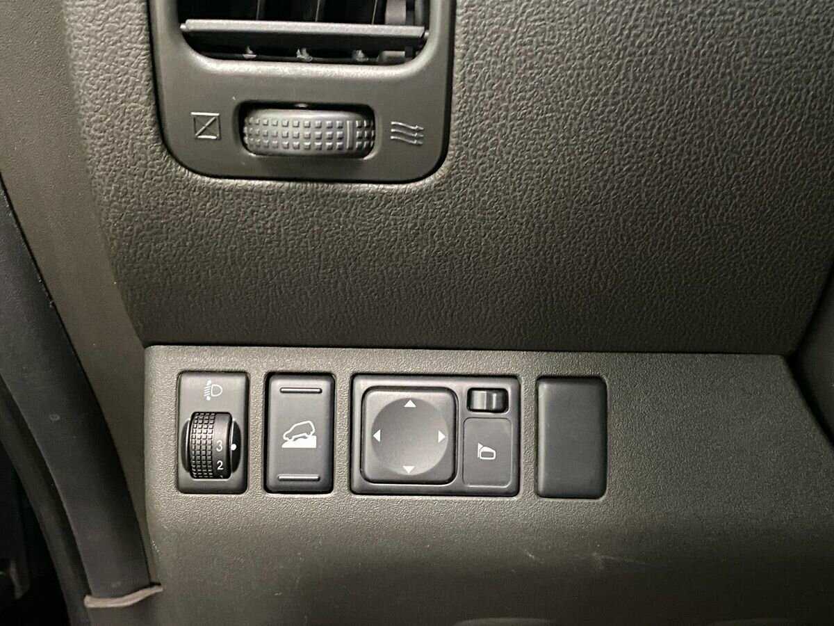 Nissan Pathfinder б/у, 2012, Автоматическая. Фото: #16