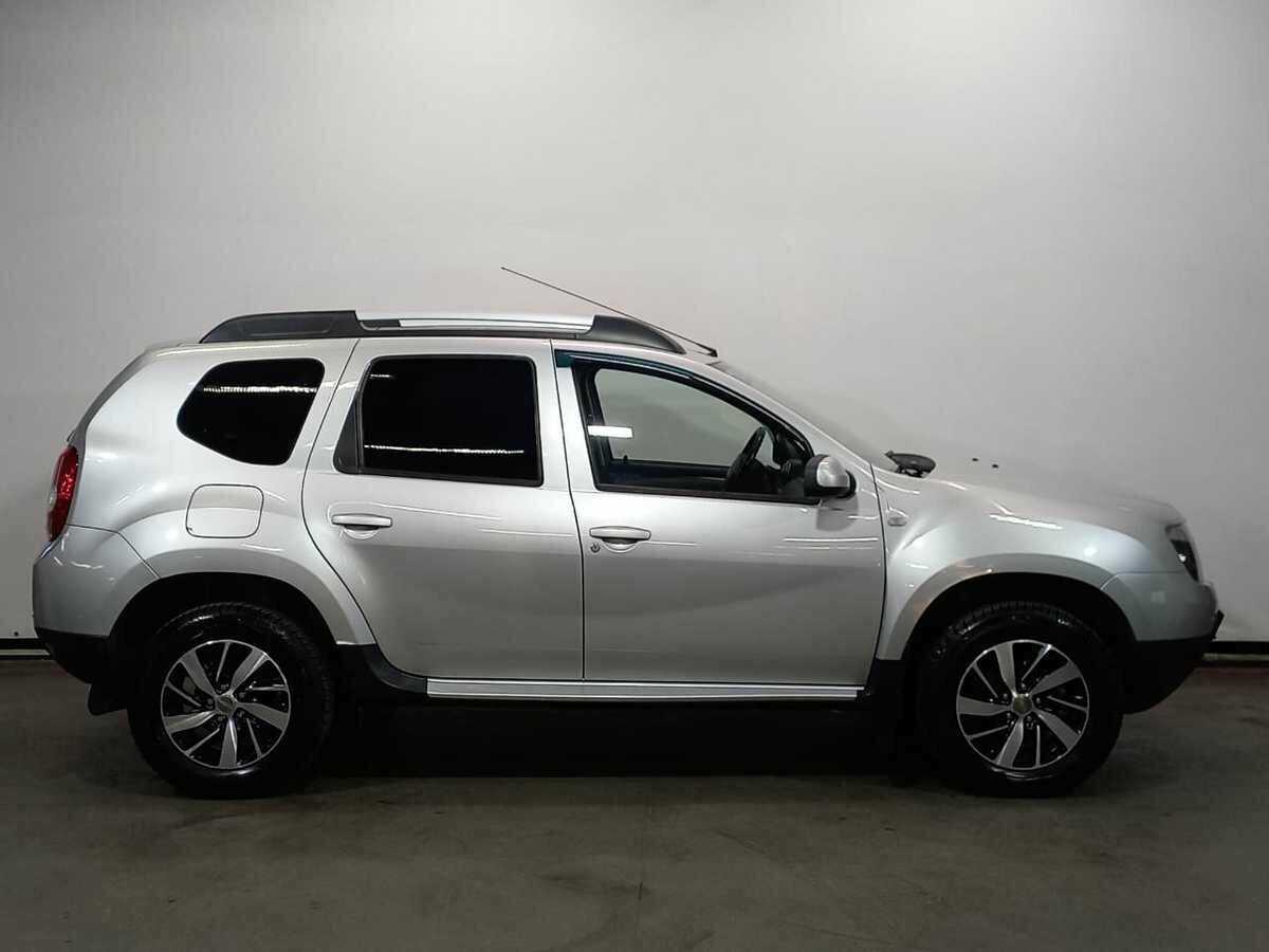 Renault Duster б/у, 2012, Механическая. Фото: #2