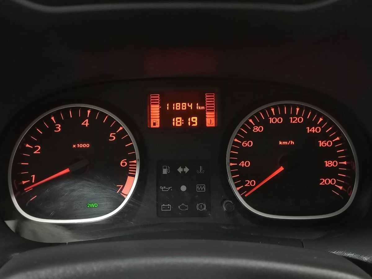 Renault Duster б/у, 2012, Механическая. Фото: #10