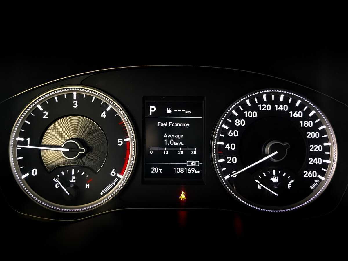 Hyundai Santa Fe б/у, 2018, Автоматическая. Фото: #10