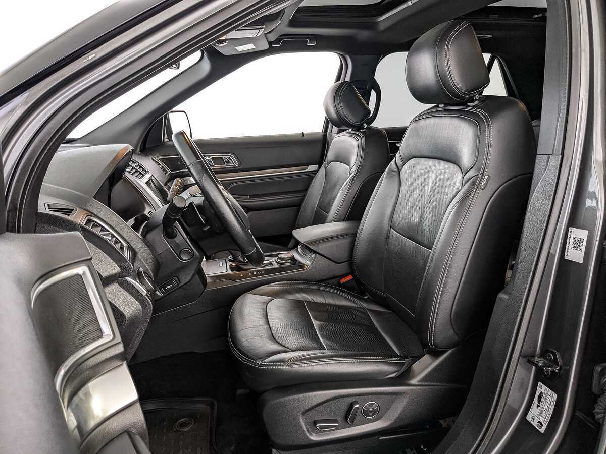 Ford Explorer б/у, 2017, Автоматическая. Фото: #14